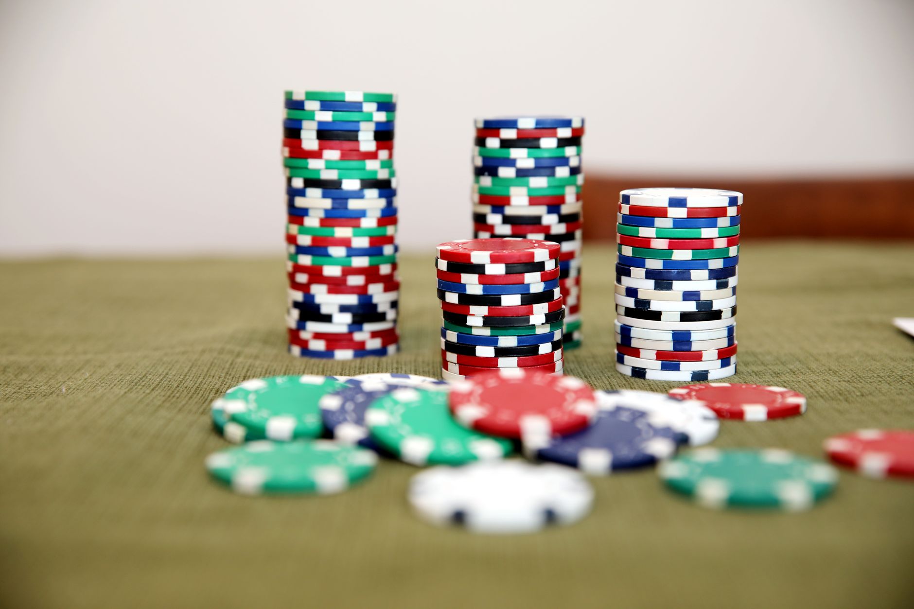 How Do Online Casino Games Work for New Players?