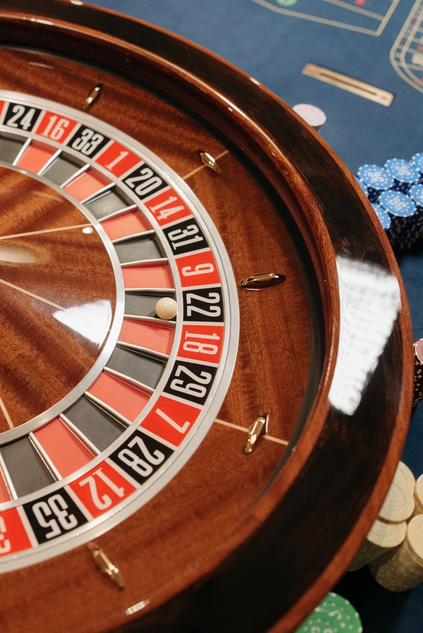 American vs. European Roulette Odds: Why One Zero Matters